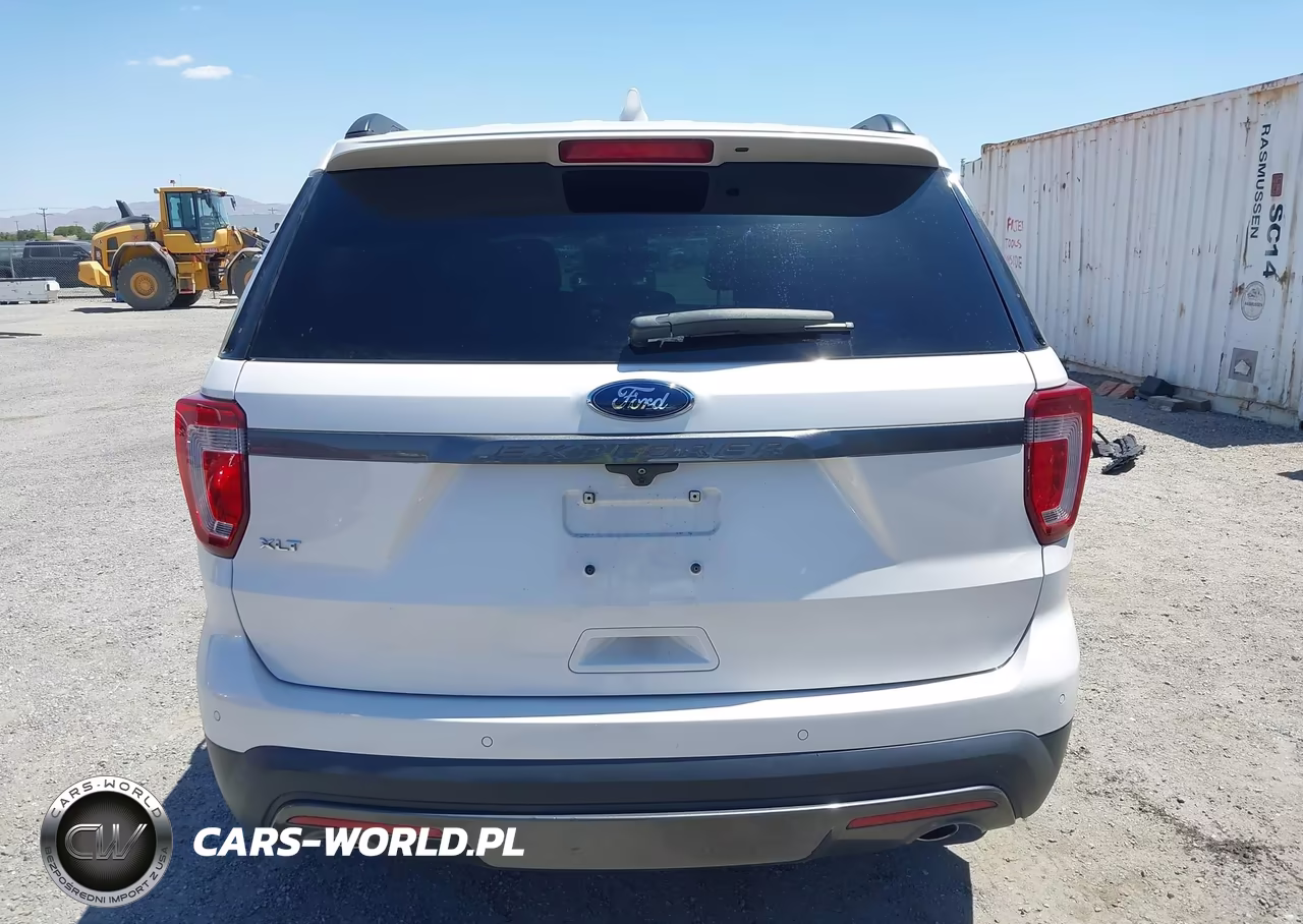2017 Ford Explorer Xlt VIN:1FM5K7D85HGD55639 - 17