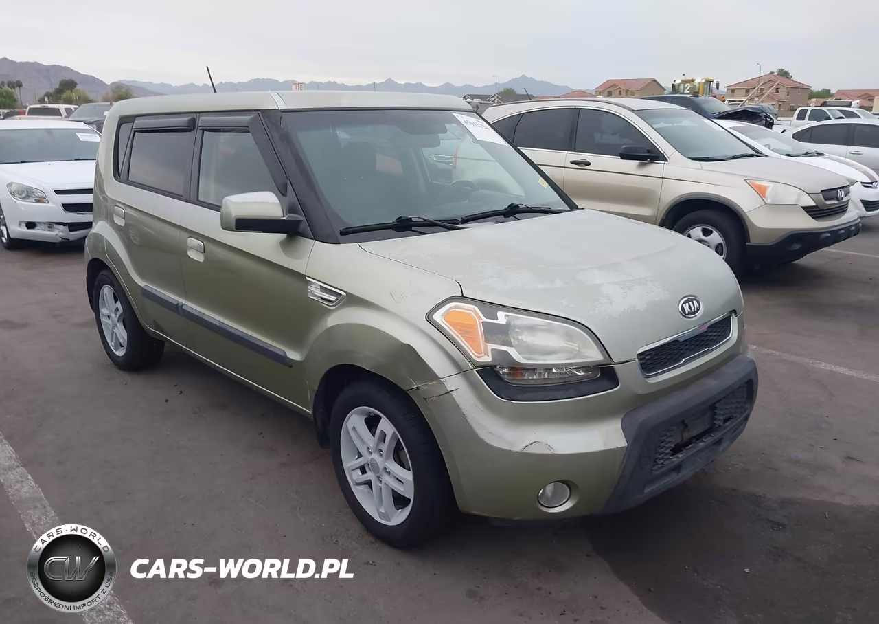 2010 Kia Soul +