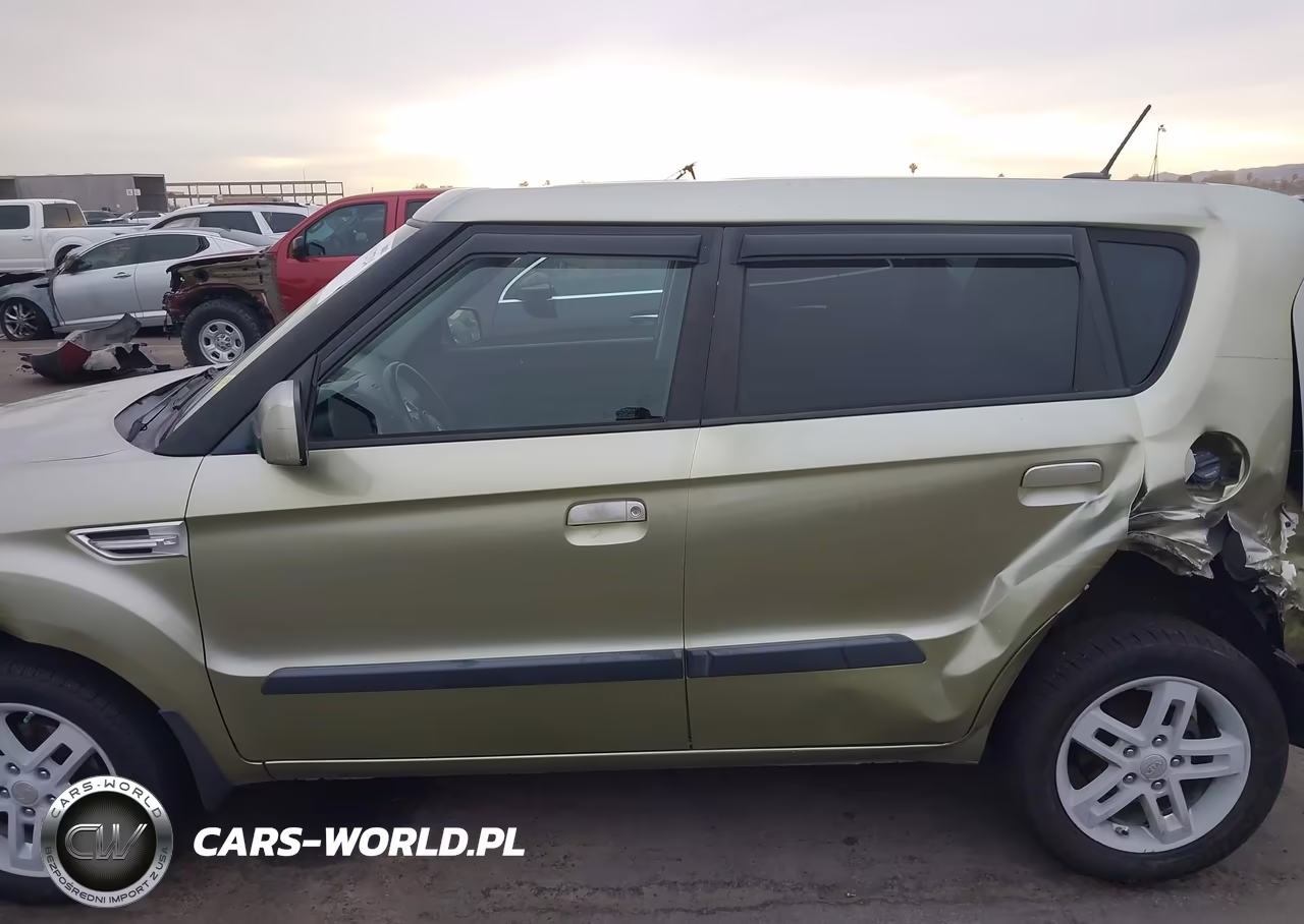 2010 Kia Soul + VIN:KNDJT2A26A7077584 - 15