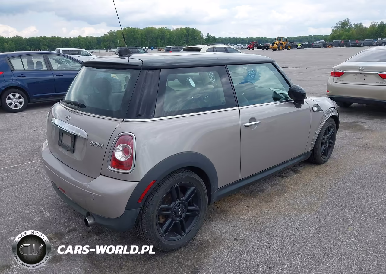 2012 Mini Cooper VIN:WMWSU3C58CT264427 - 4
