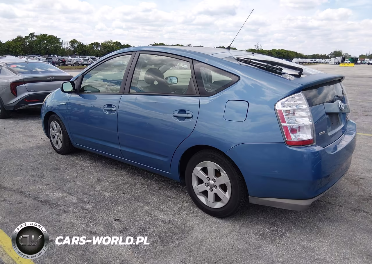 2008 Toyota Prius VIN:JTDKB20U987714519 - 3
