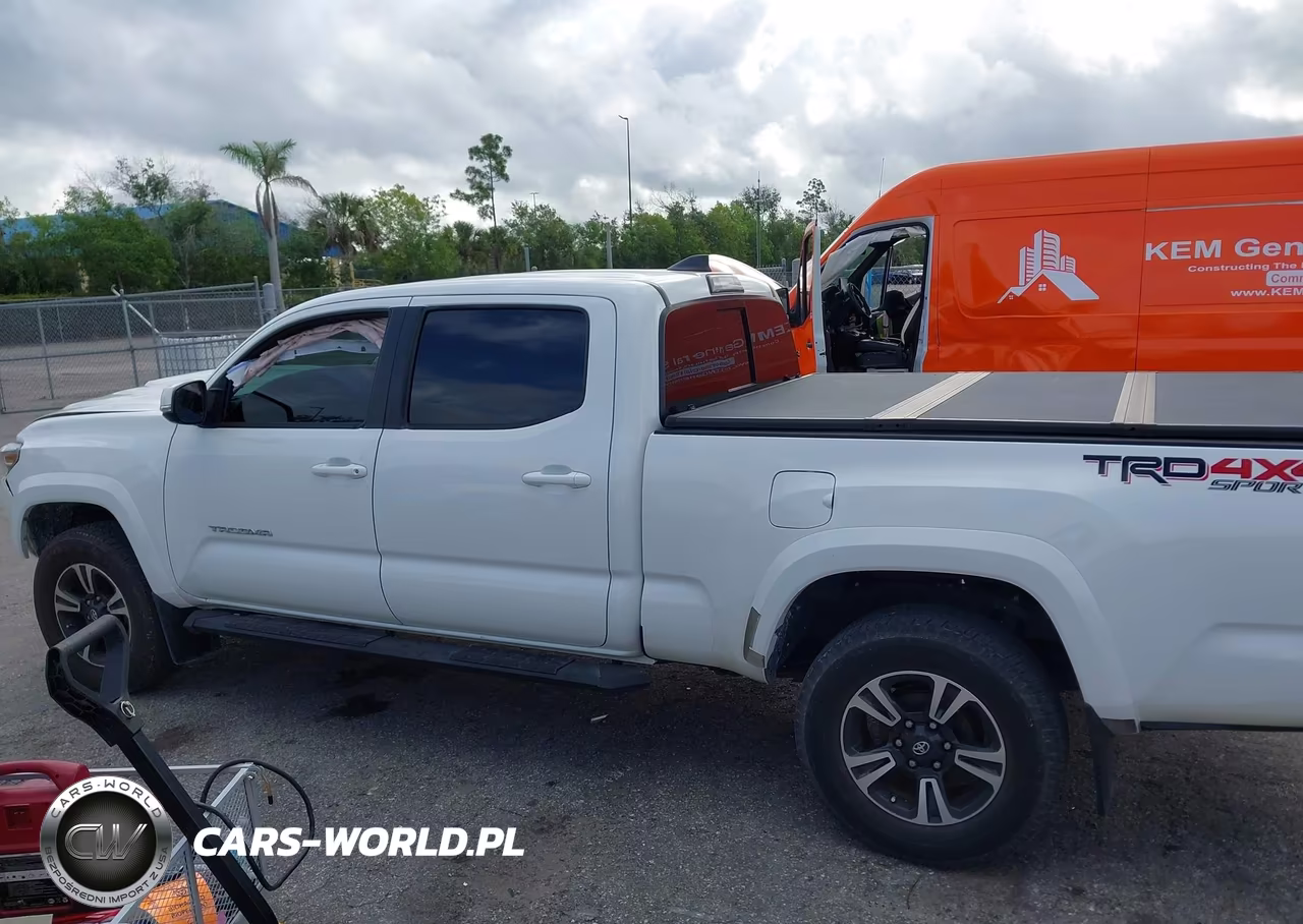 2017 Toyota Tacoma Trd Sport VIN:5TFDZ5BN5HX016985 - 14