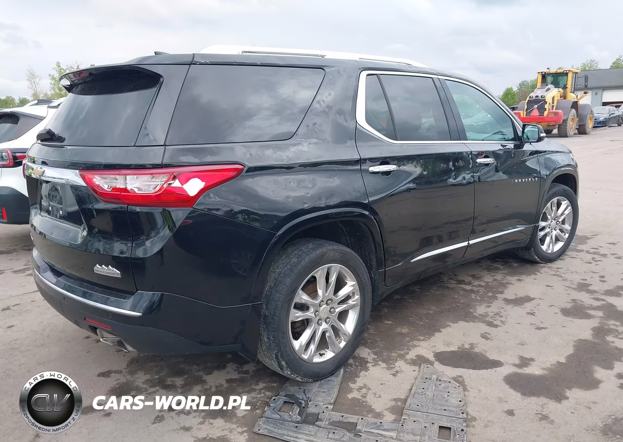 2018 Chevrolet Traverse High Country VIN:1GNEVKKW4JJ107415 - 4