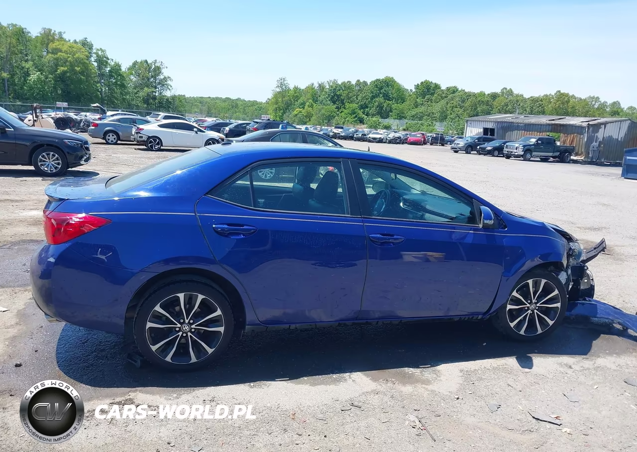 2018 Toyota Corolla Se VIN:2T1BURHE5JC975103 - 13