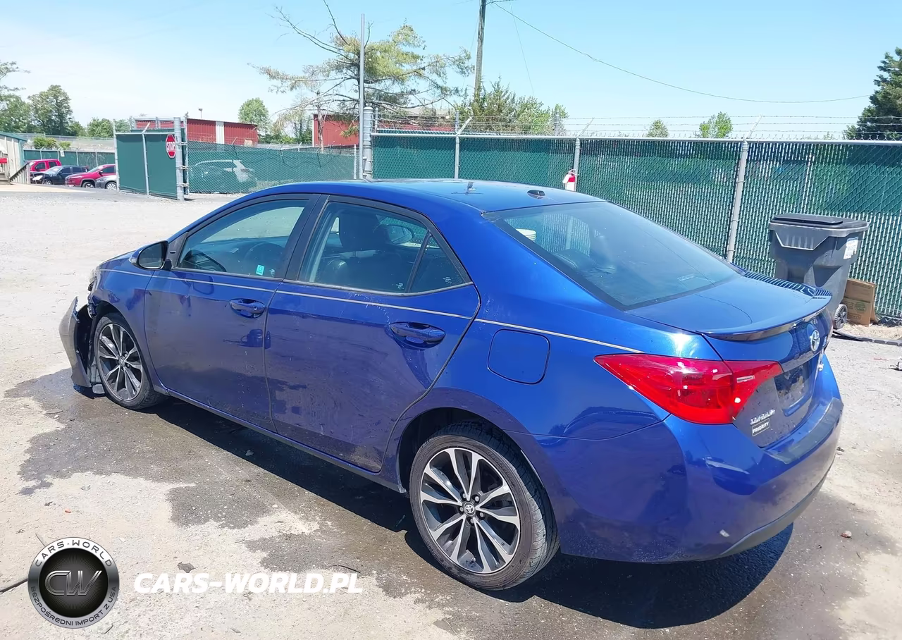 2018 Toyota Corolla Se VIN:2T1BURHE5JC975103 - 3