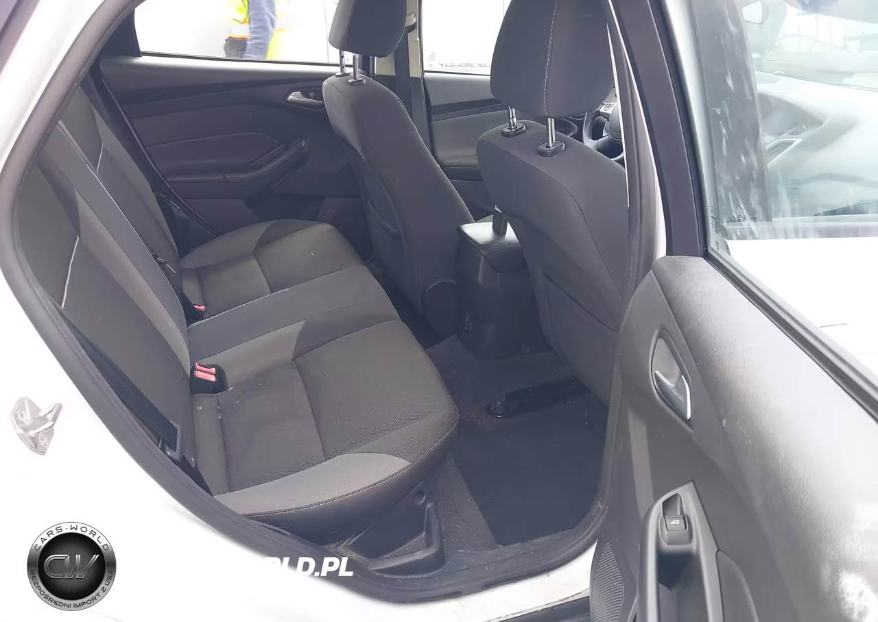 2014 Ford Focus Se VIN:1FADP3K20EL354139 - 8