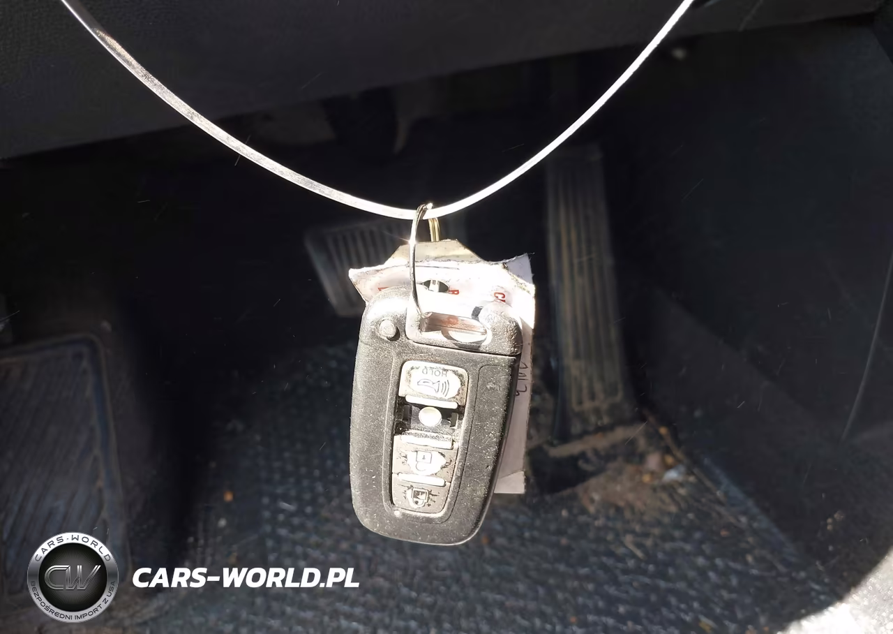 2013 Hyundai Tucson Limited VIN:KM8JU3AC7DU604836 - 11