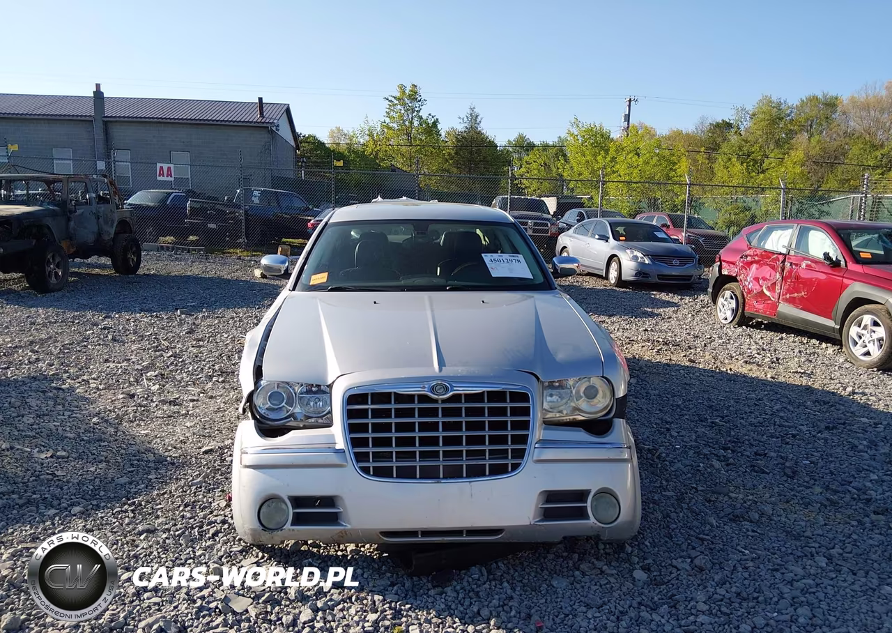 2010 Chrysler 300 Limited VIN:2C3CA3CV5AH135513 - 13