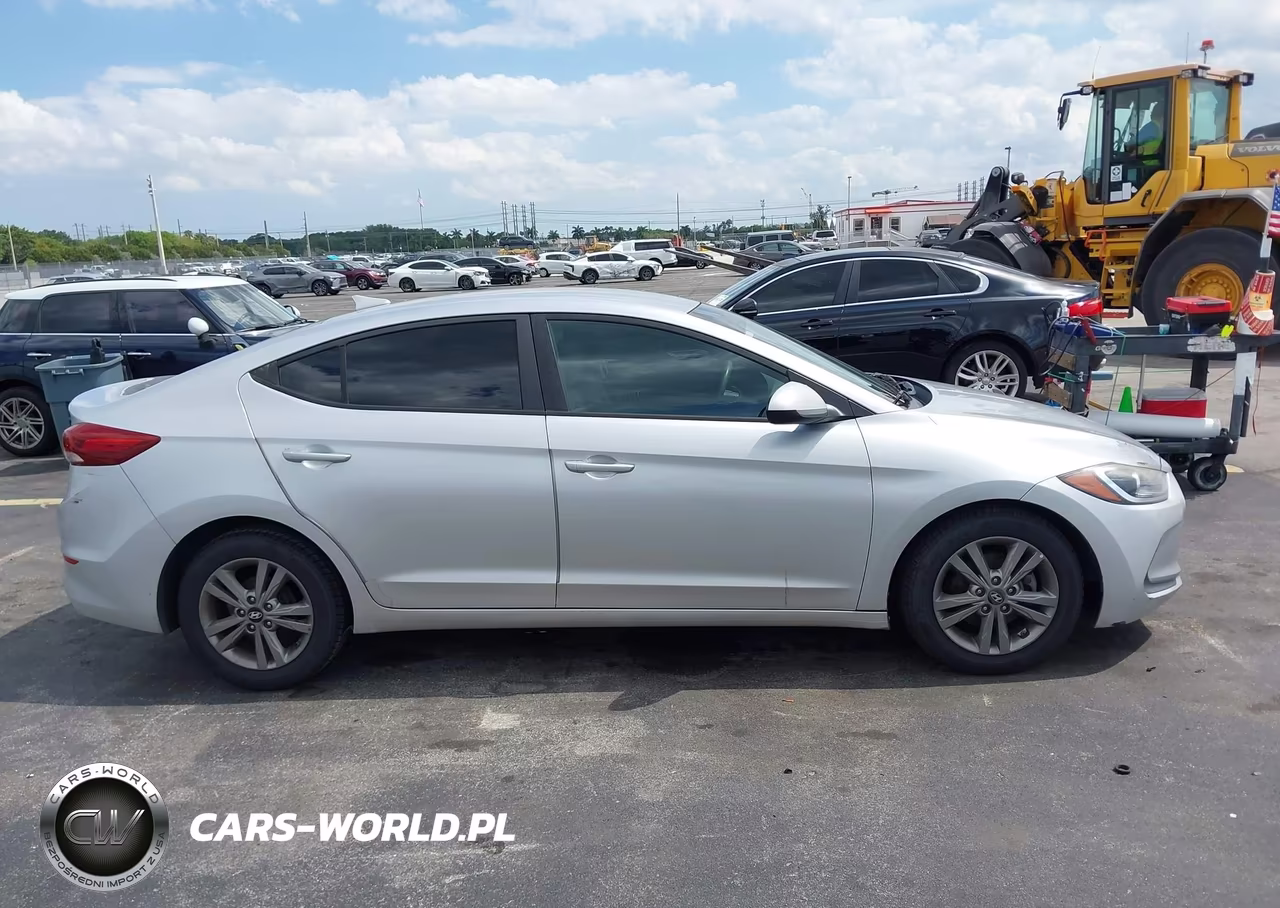 2017 Hyundai Elantra Se VIN:5NPD84LF8HH188234 - 13