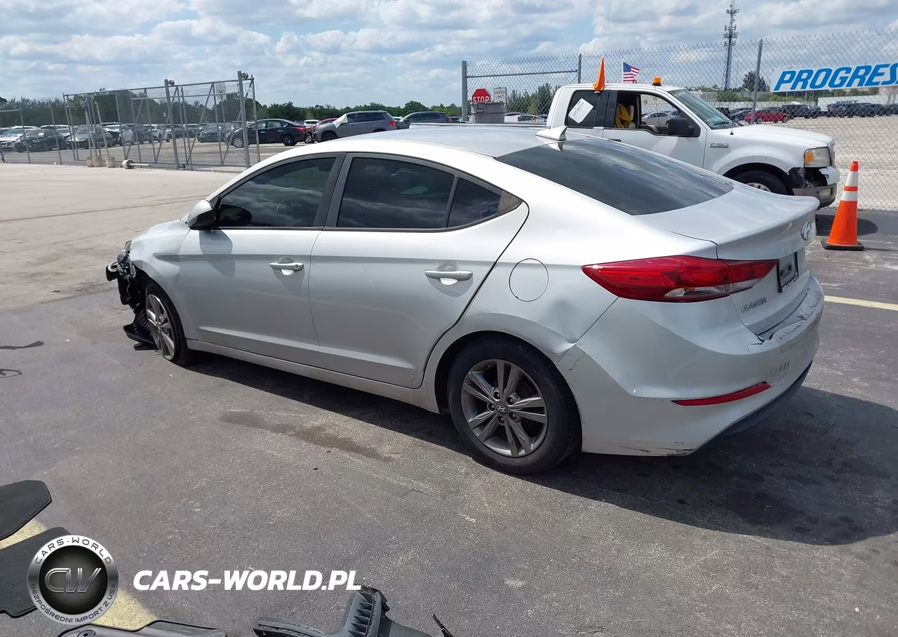 2017 Hyundai Elantra Se VIN:5NPD84LF8HH188234 - 3
