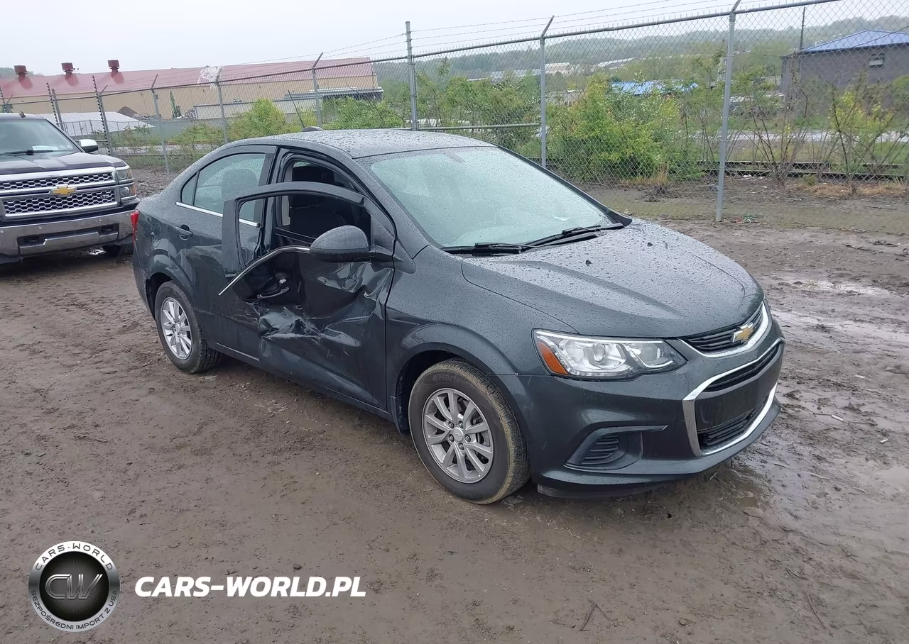 2018 Chevrolet Sonic Lt Auto