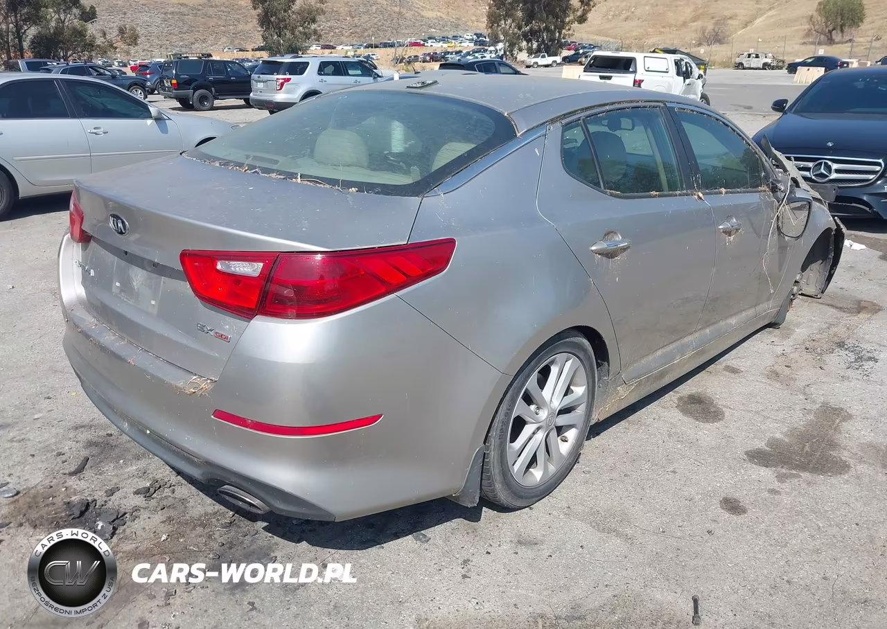 2015 Kia Optima Ex VIN:5XXGN4A70FG379608 - 4
