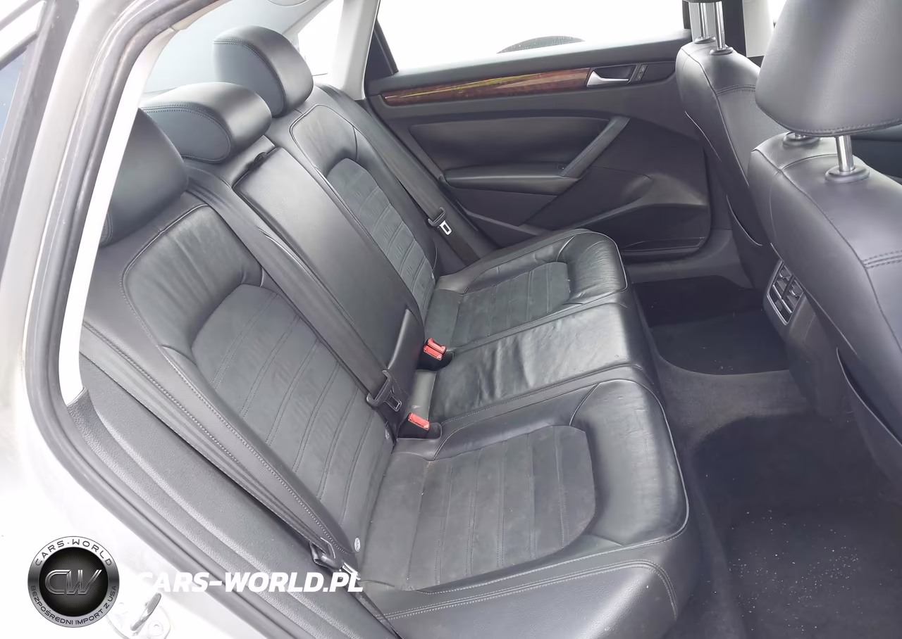 2013 Volkswagen Passat 2.0L Tdi Sel Premium VIN:1VWCN7A39DC052714 - 8