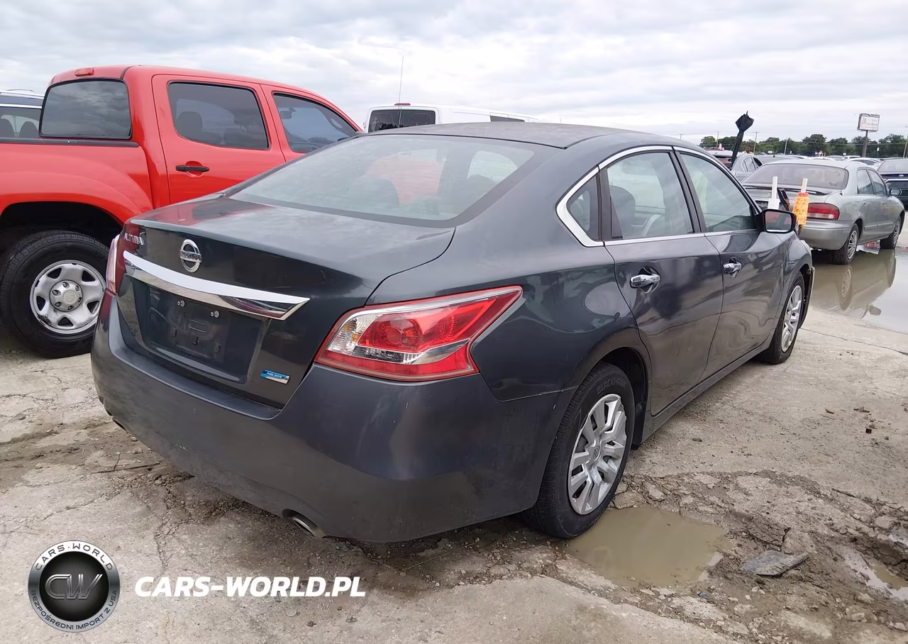 2013 Nissan Altima 2.5 VIN:1N4AL3AP8DC253120 - 4