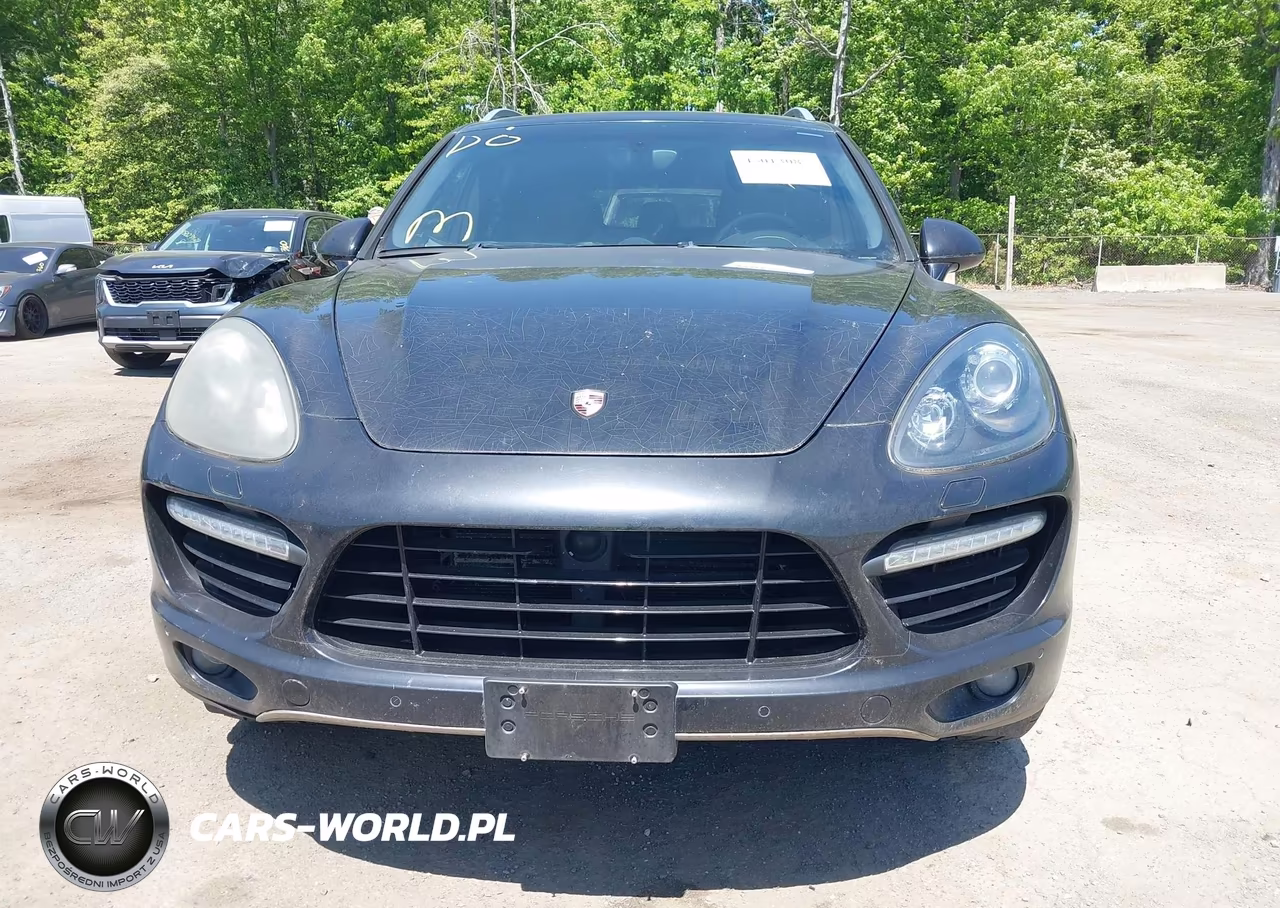 2011 Porsche Cayenne VIN:WP1AC2A23BLA85682 - 12