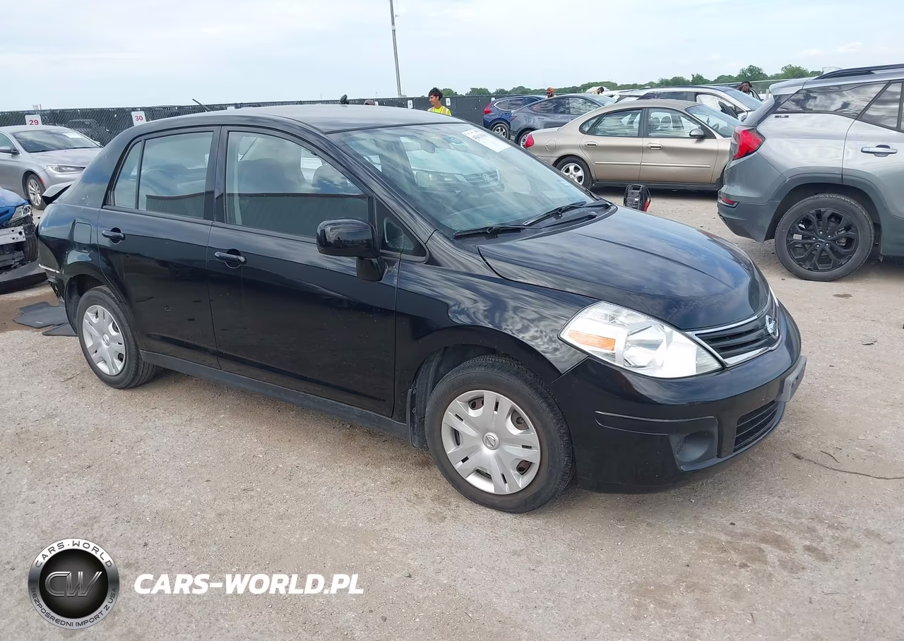 2010 Nissan Versa 1.8S