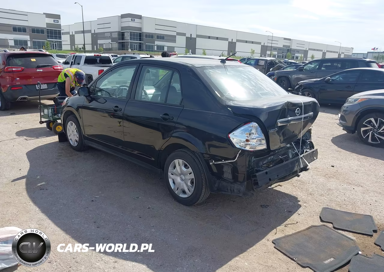 2010 Nissan Versa 1.8S VIN:3N1BC1AP4AL359425 - 3