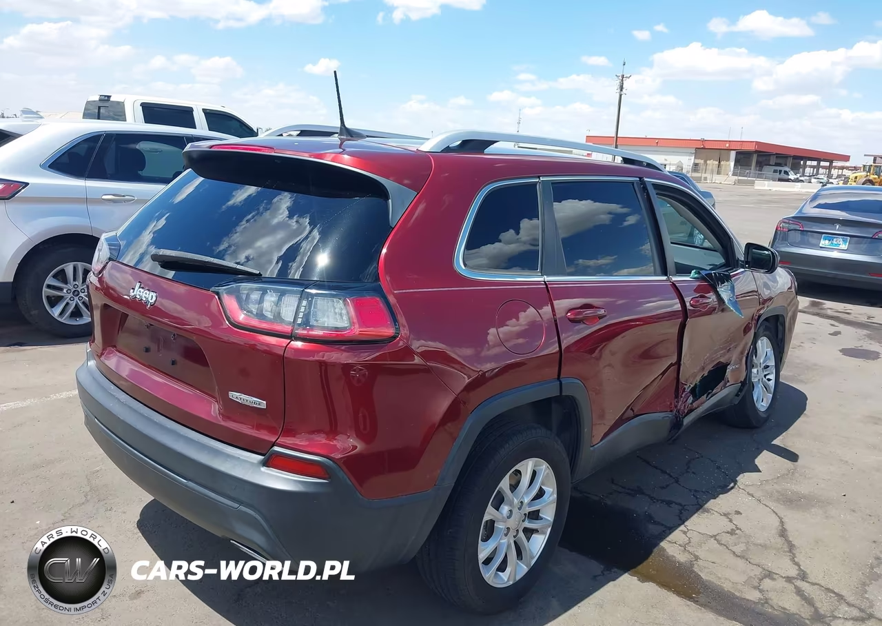 2019 Jeep Cherokee Latitude Fwd VIN:1C4PJLCX9KD484932 - 4