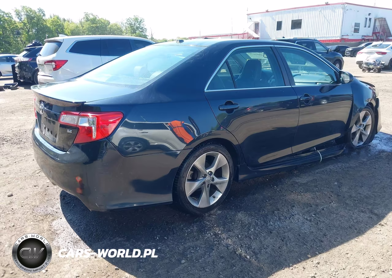 2012 Toyota Camry Se V6 VIN:4T1BK1FK8CU508601 - 4