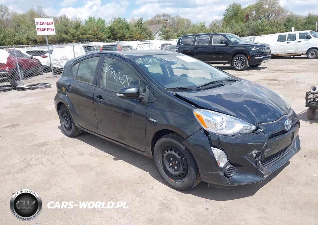 2015 Toyota Prius C Two