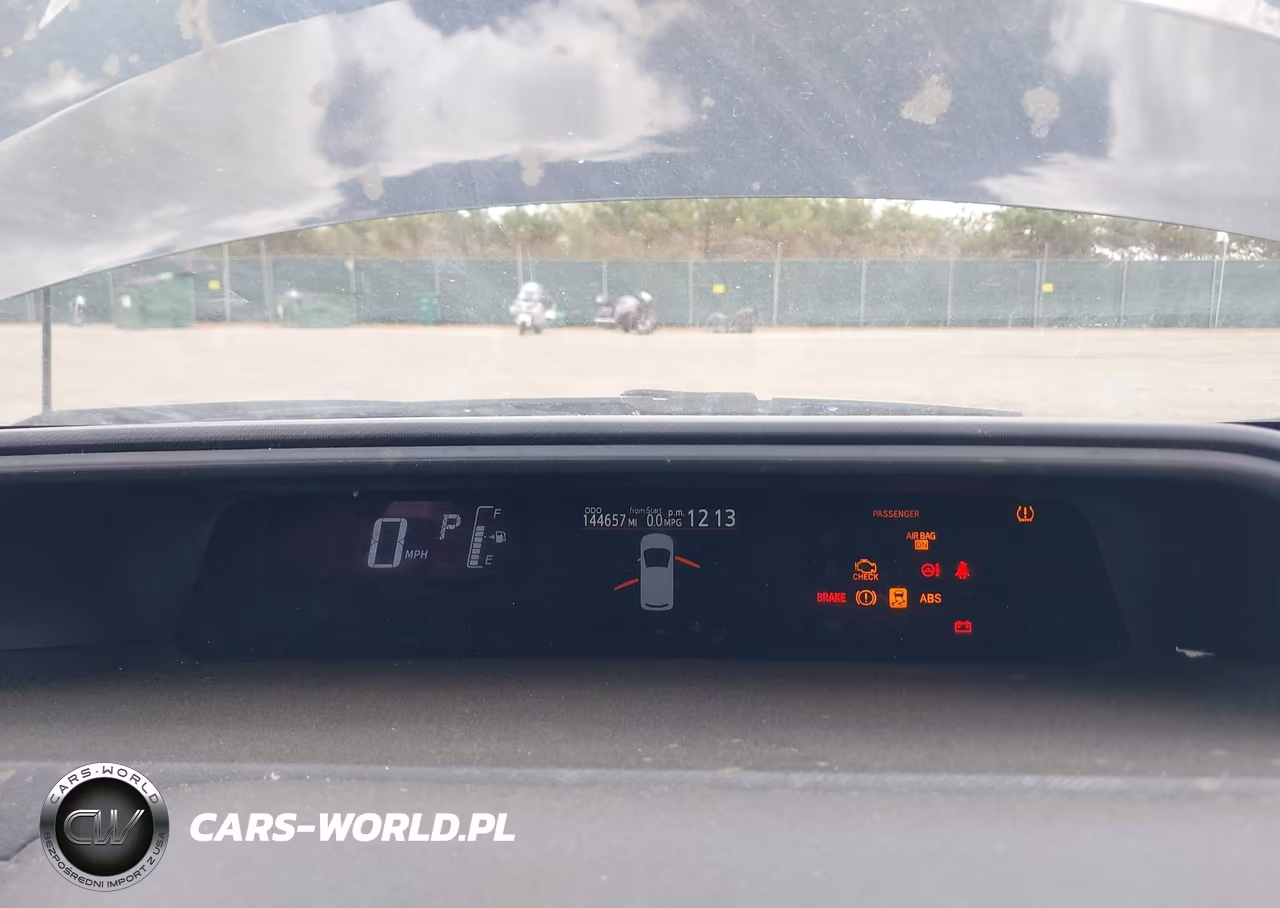 2015 Toyota Prius C Two VIN:JTDKDTB32F1581526 - 7