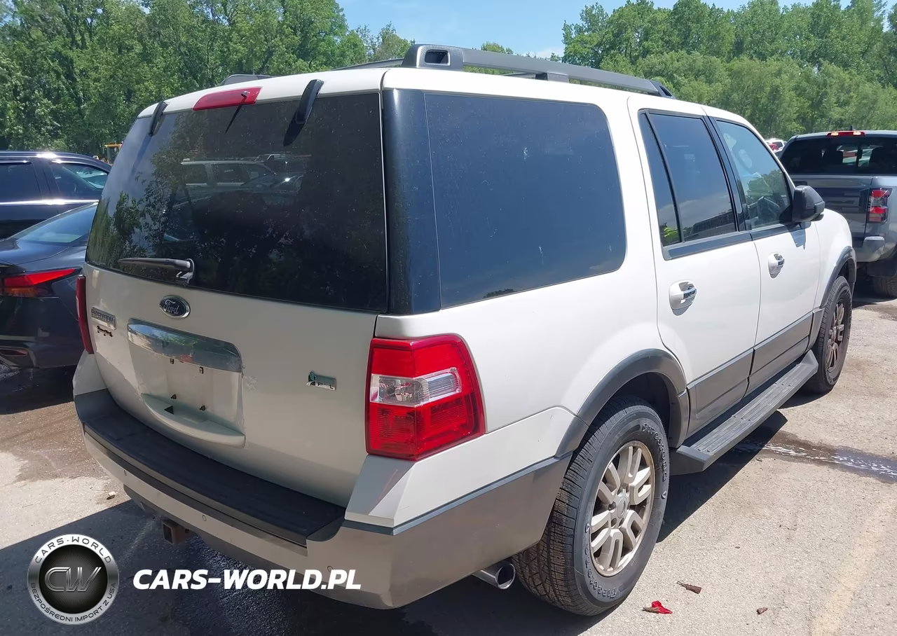 2011 Ford Expedition Xlt VIN:1FMJU1J58BEF57376 - 4