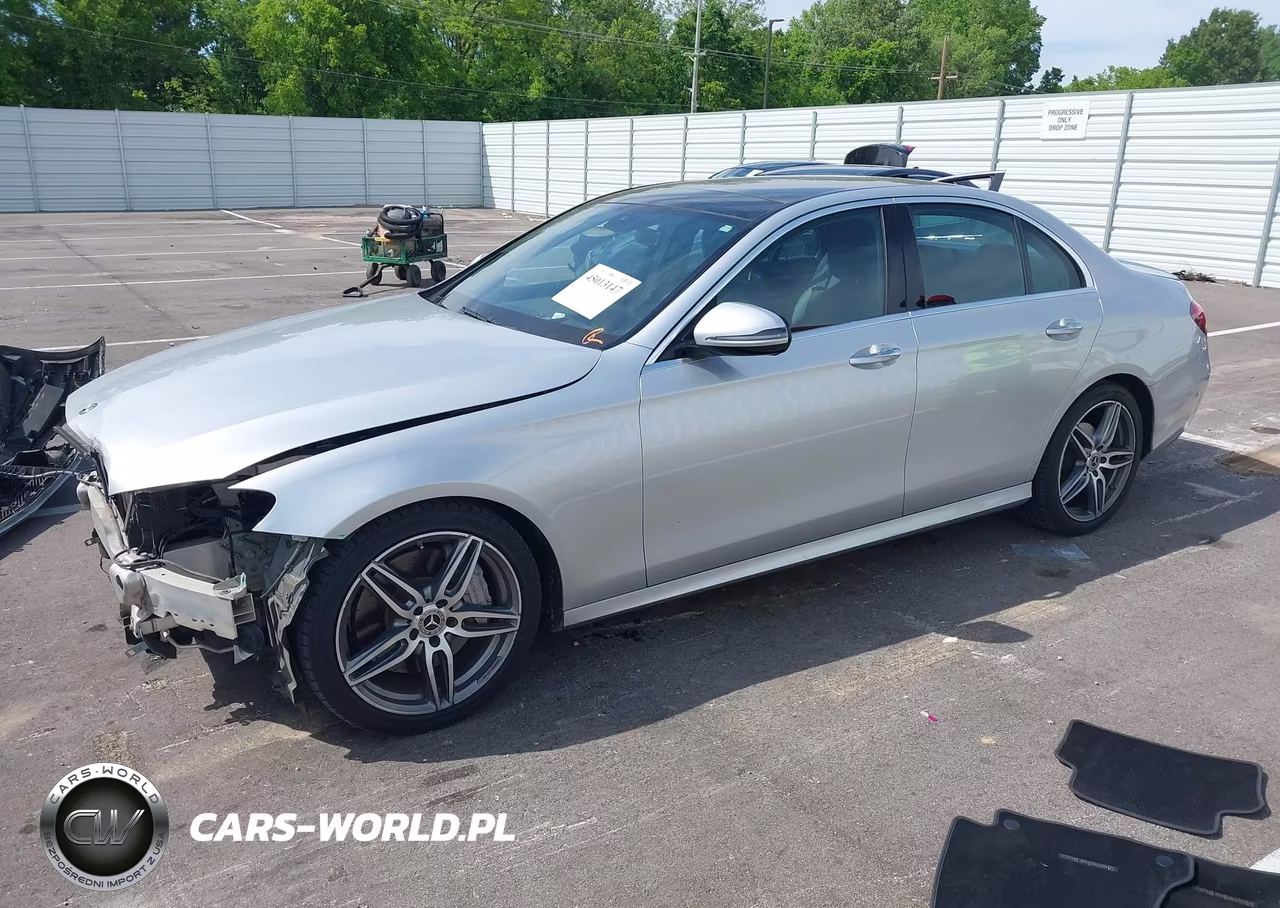 2018 Mercedes-Benz E 300 VIN:WDDZF4JB7JA294284 - 2