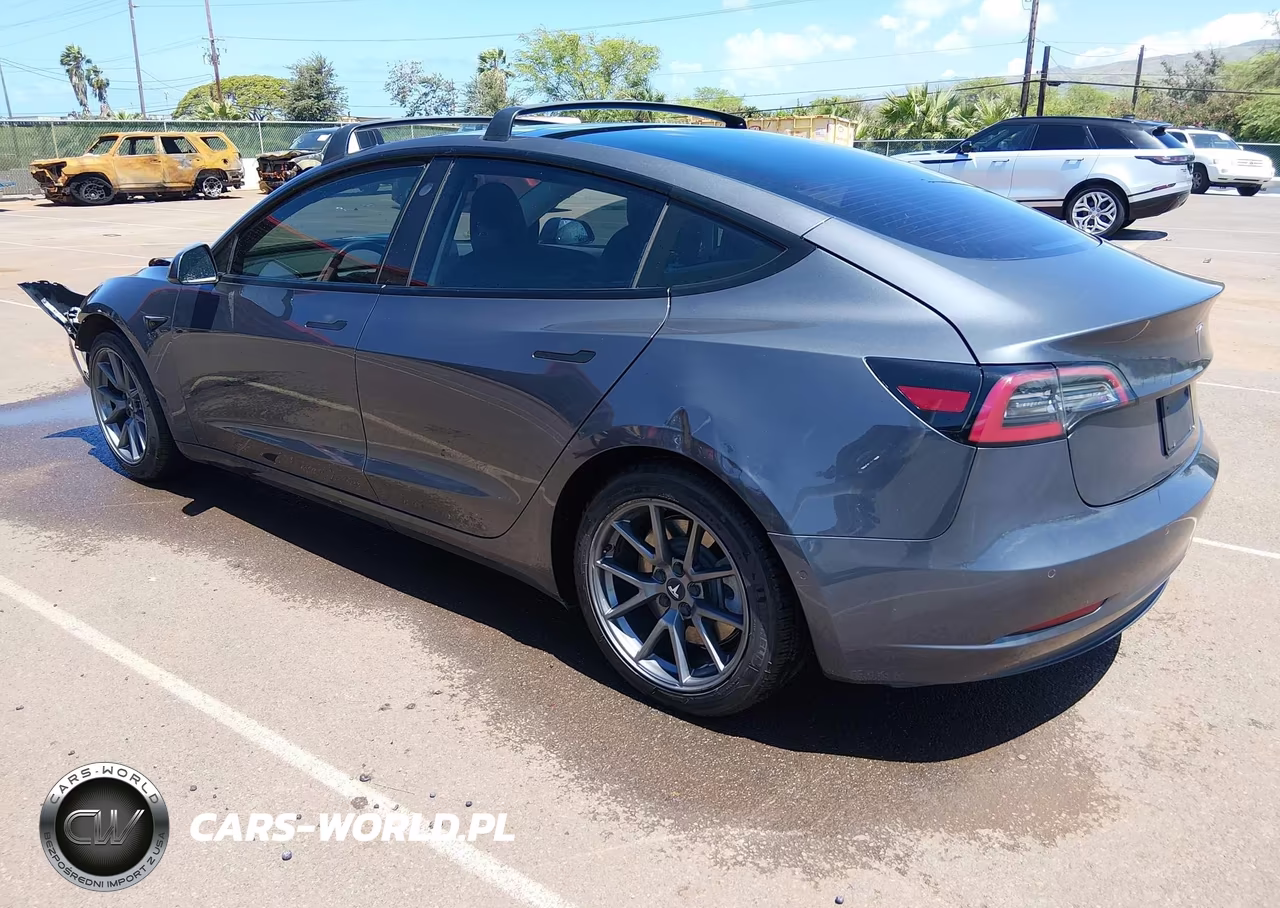 2021 Tesla Model 3 Standard Range Plus Rear-Wheel Drive VIN:5YJ3E1EA0MF911457 - 3