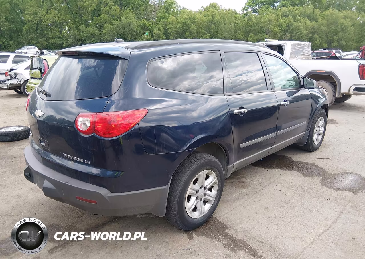 2009 Chevrolet Traverse Ls VIN:1GNER13D89S173600 - 4