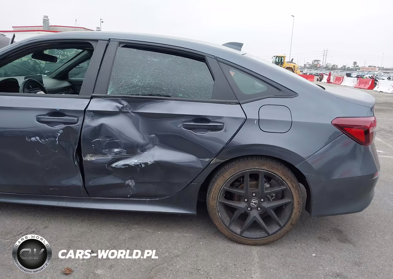 2025 Honda Civic Sport VIN:2HGFE2F56SH598184 - 17