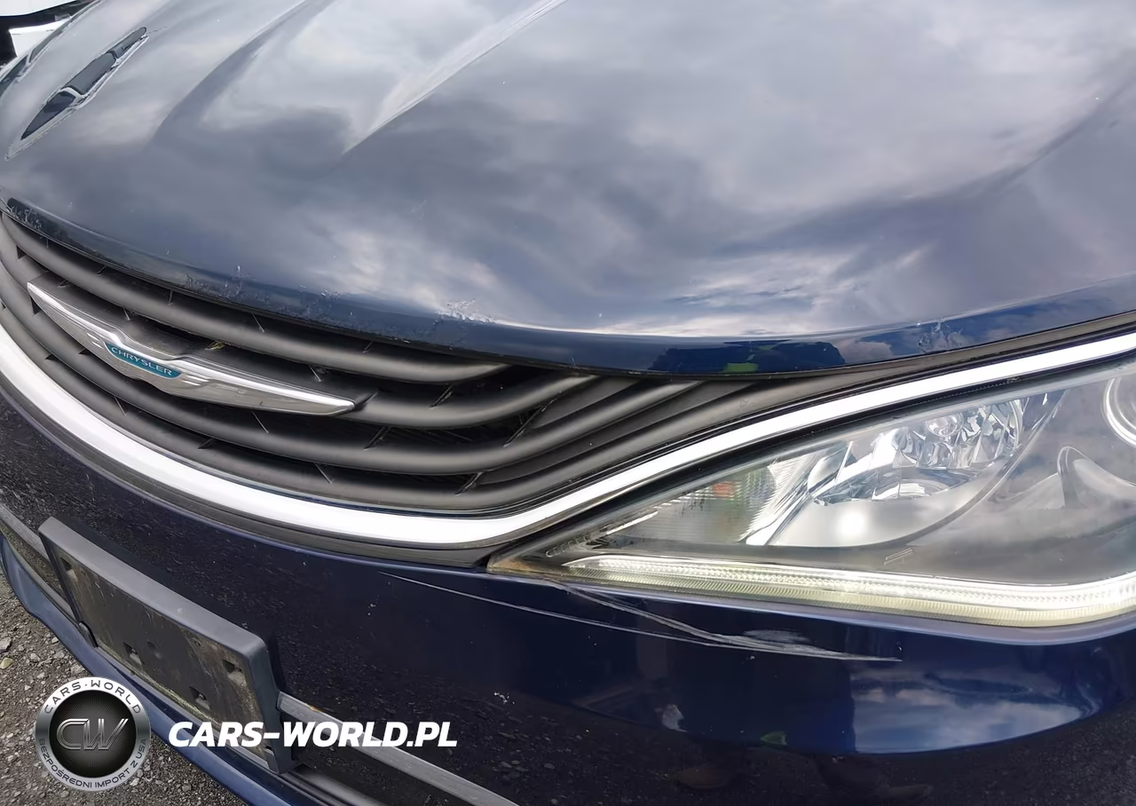 2017 Chrysler Pacifica Hybrid Touring Plus VIN:2C4RC1H71HR765080 - 6