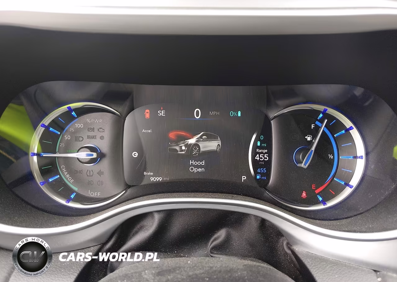 2017 Chrysler Pacifica Hybrid Touring Plus VIN:2C4RC1H71HR765080 - 7