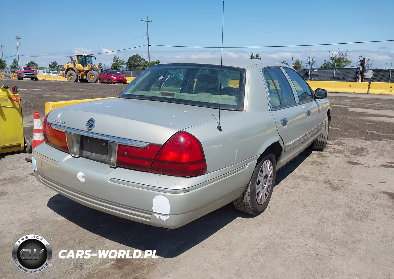 2005 Mercury Grand Marquis Gs VIN:2MEFM74W25X622449 - 4