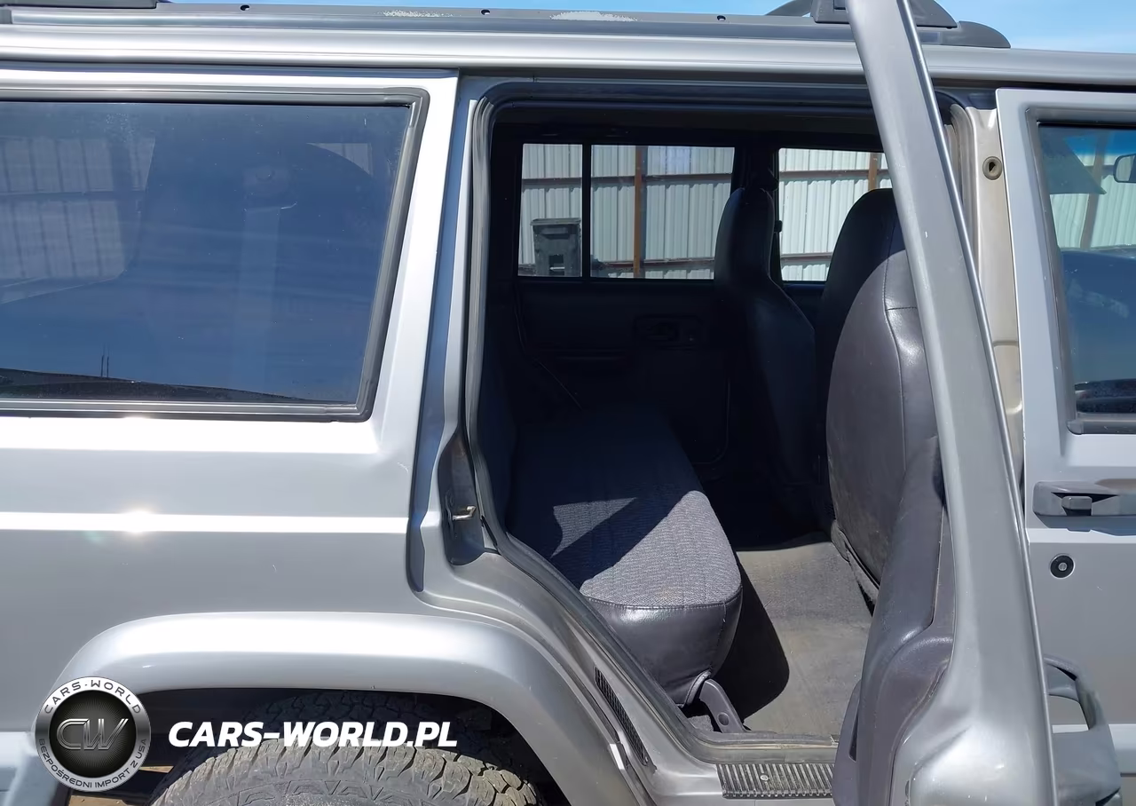 2001 Jeep Cherokee Sport VIN:1J4FF48S01L617351 - 8