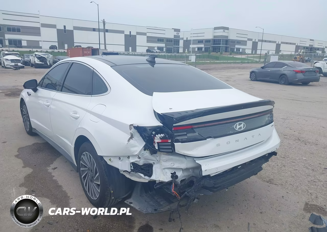 2025 Hyundai Sonata Hybrid Limited VIN:KMHL54JJ3SA130120 - 3