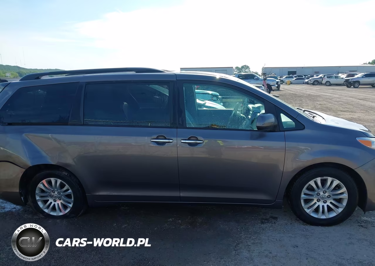 2015 Toyota Sienna Xle 8 Passenger VIN:5TDYK3DC3FS679027 - 13
