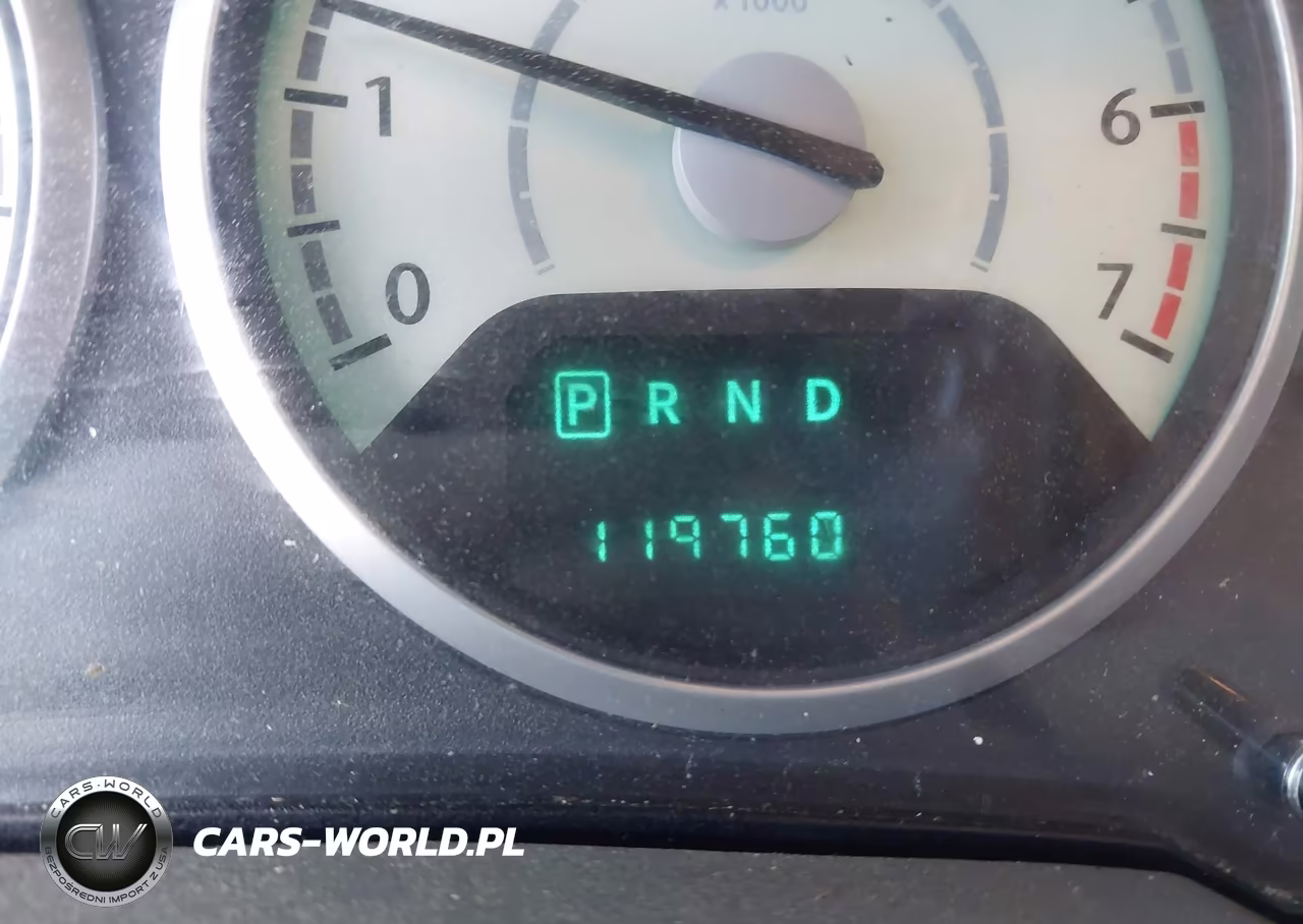 2010 Chrysler Town & Country Lx VIN:2A4RR4DE7AR189869 - 12
