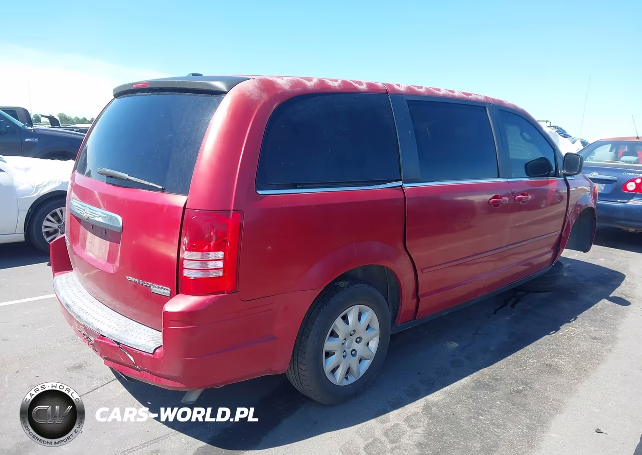 2010 Chrysler Town & Country Lx VIN:2A4RR4DE7AR189869 - 4