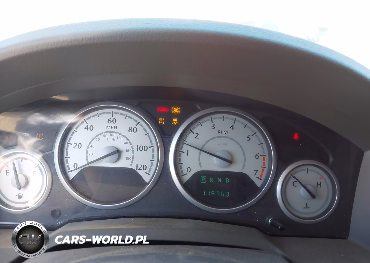 2010 Chrysler Town & Country Lx VIN:2A4RR4DE7AR189869 - 7