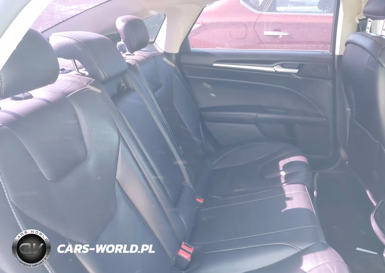 2017 Ford Fusion Titanium VIN:3FA6P0K9XHR151558 - 8