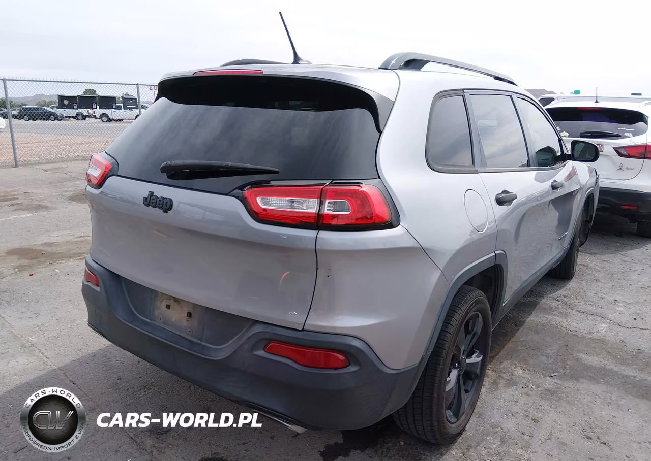 2017 Jeep Cherokee Altitude Fwd VIN:1C4PJLAS4HW592380 - 4