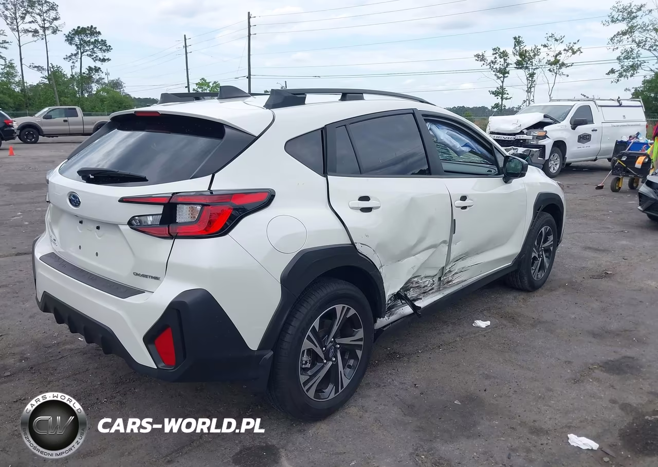 2024 Subaru Crosstrek Premium VIN:JF2GUADC9R8865188 - 4