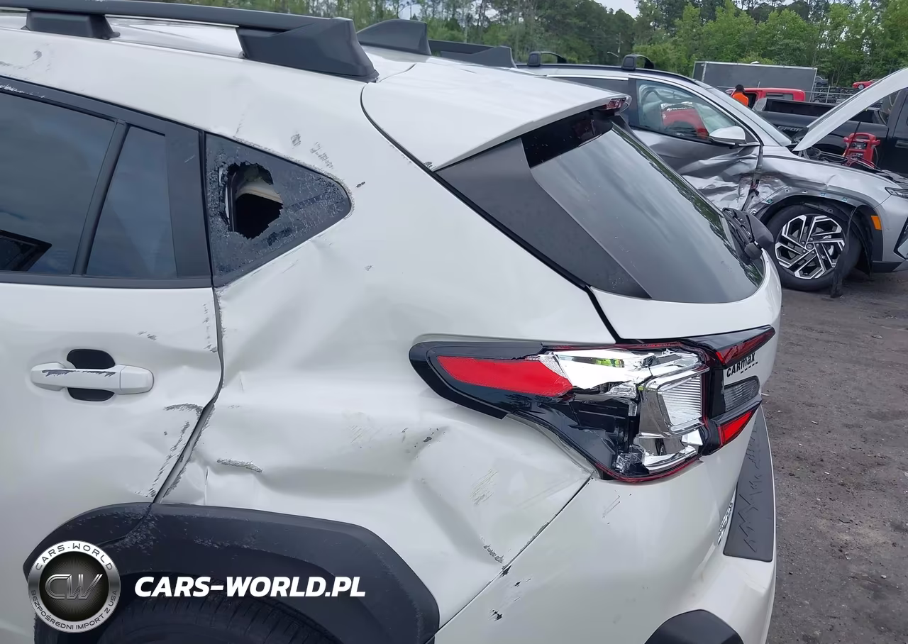 2024 Subaru Crosstrek Premium VIN:JF2GUADC9R8865188 - 6