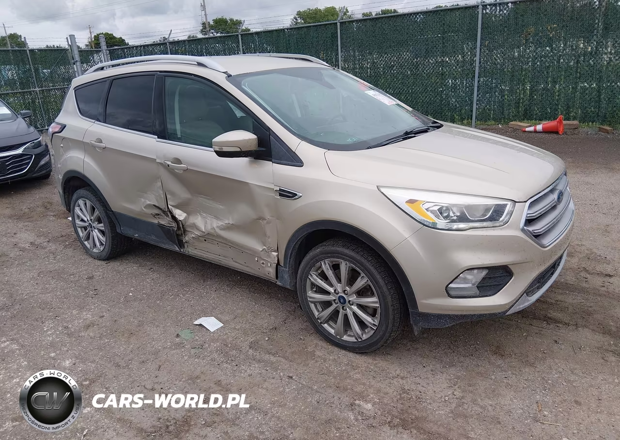 2017 Ford Escape Titanium – zdjęcie 1 z 16