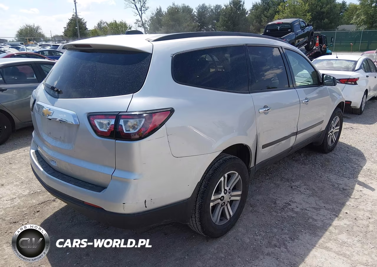 2017 Chevrolet Traverse Ls VIN:1GNKRFED9HJ273139 - 4