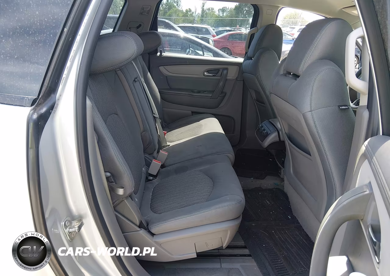 2017 Chevrolet Traverse Ls VIN:1GNKRFED9HJ273139 - 8