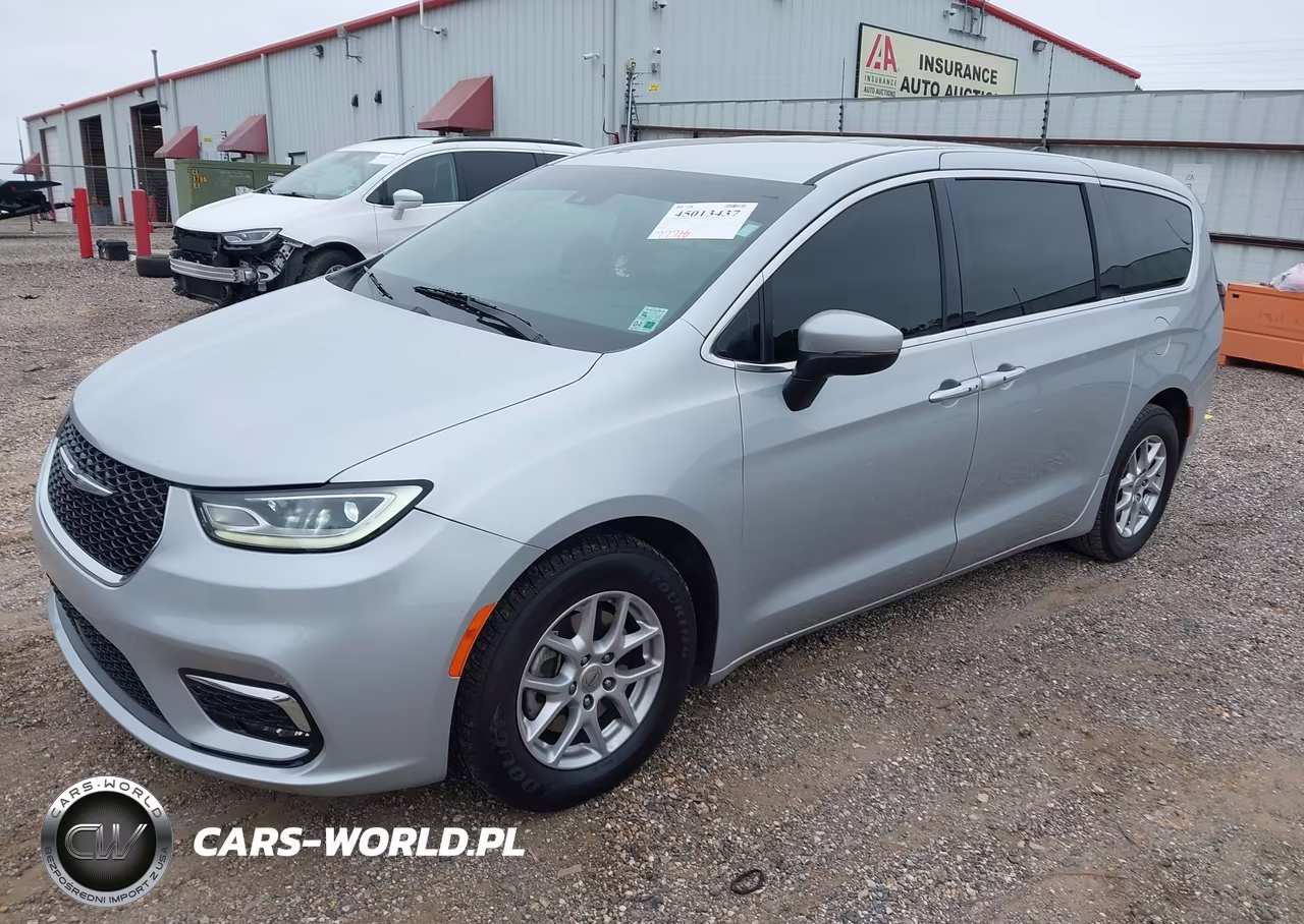 2023 Chrysler Pacifica Touring L VIN:2C4RC1BG2PR535233 - 2