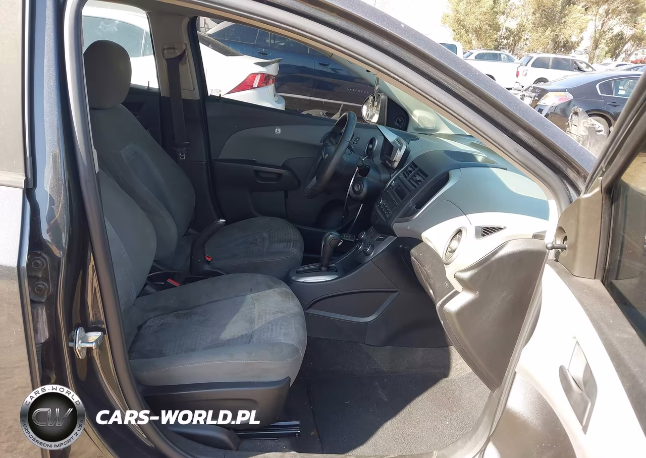 2016 Chevrolet Sonic Ls Auto VIN:1G1JA5SH0G4177502 - 5