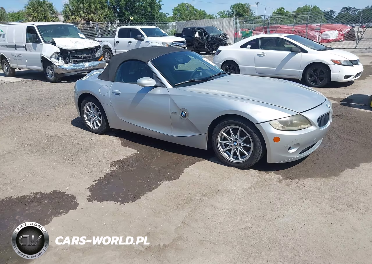 2005 BMW Z4 2.5I