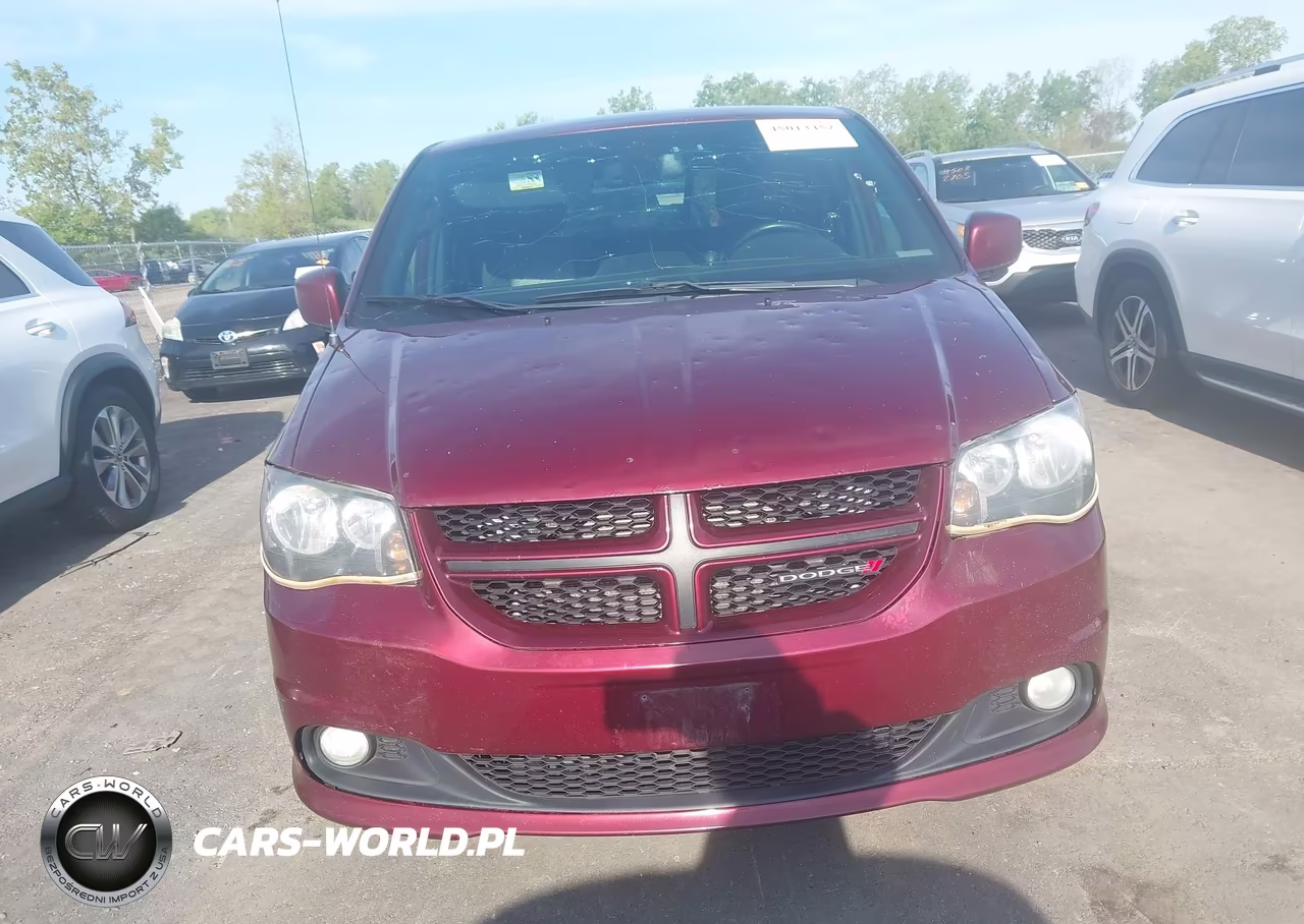 2018 Dodge Grand Caravan Gt VIN:2C4RDGEG3JR254447 - 12